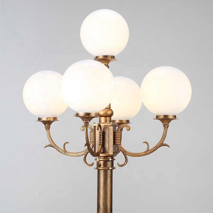 Chao Đèn Cầu Nhựa Cho Trụ Đèn Trang Trí Ngoài Trời