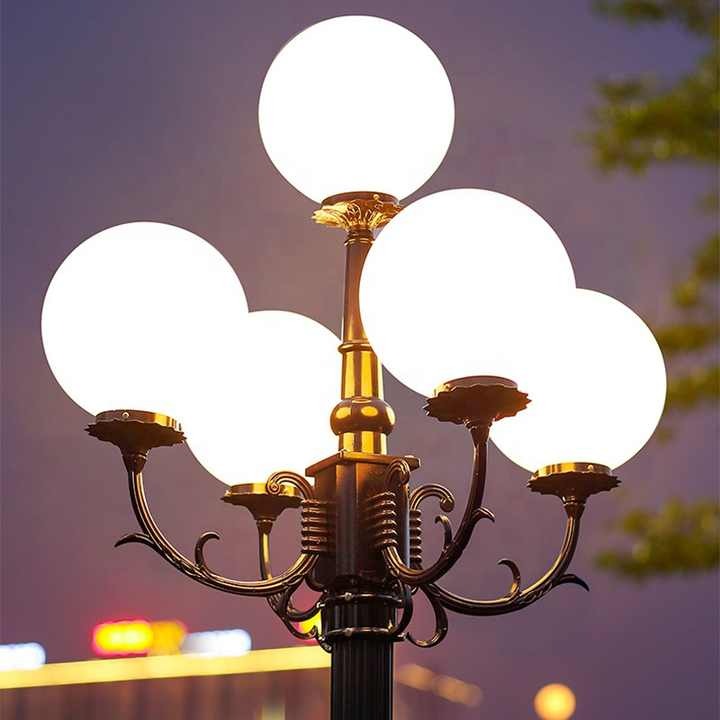 Chao Đèn Cầu Nhựa Cho Trụ Đèn Trang Trí Ngoài Trời