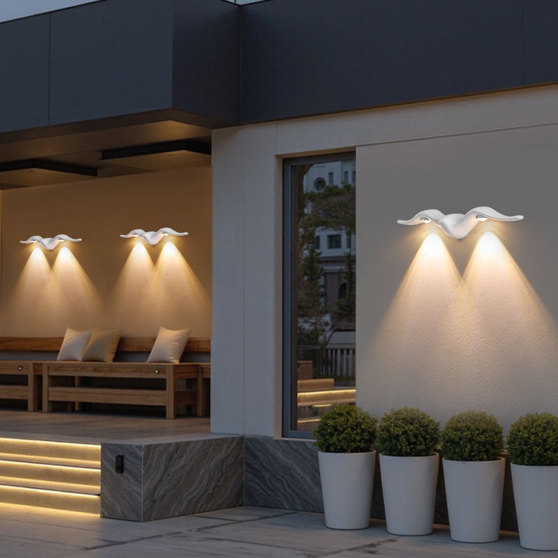 Đèn led gắn tường hành lang ngoài trời