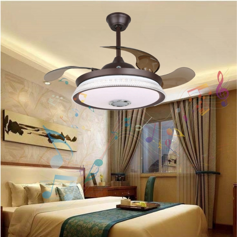 Đèn Quạt Trần Cánh Xếp Có Loa Bluetooth Nghe Nhạc DQ6130