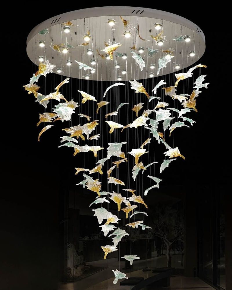 Đèn thả pha lê hiện đại trang trí phòng khách thông tầng