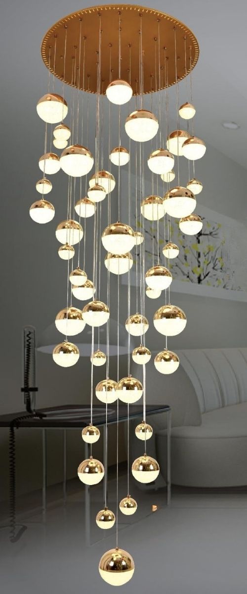 Đèn thả thông tầng cầu thang hiện đại