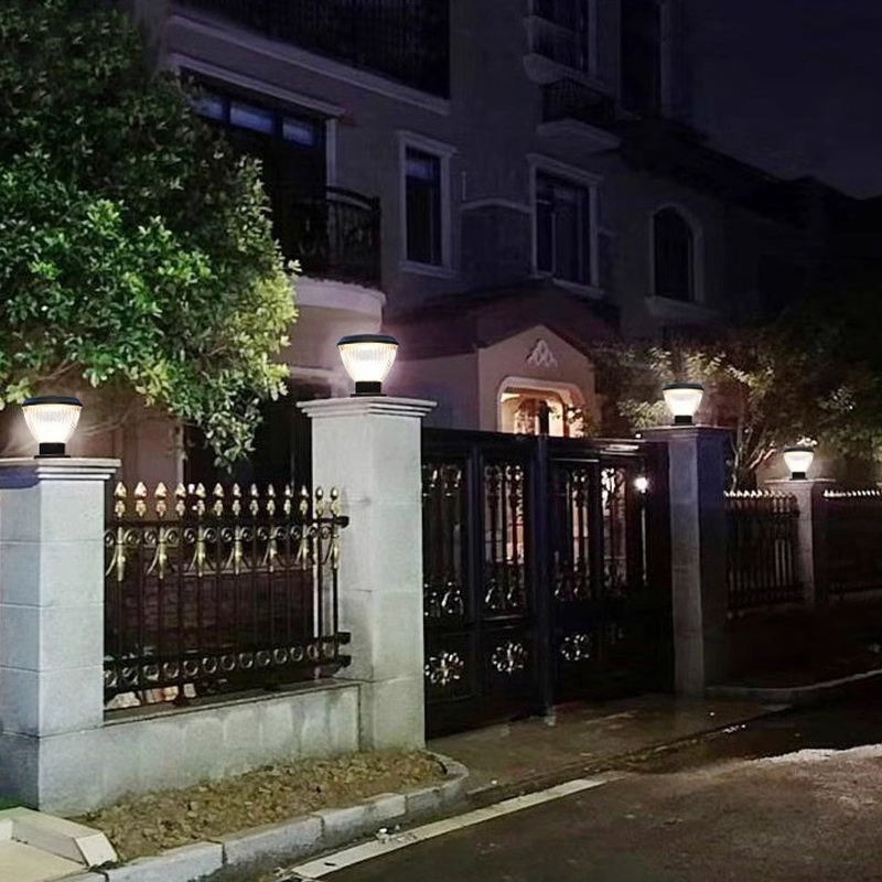 Đèn trang trí cột cổng hàng rào