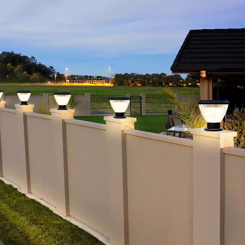 Đèn trang trí cột hàng rào đẹp