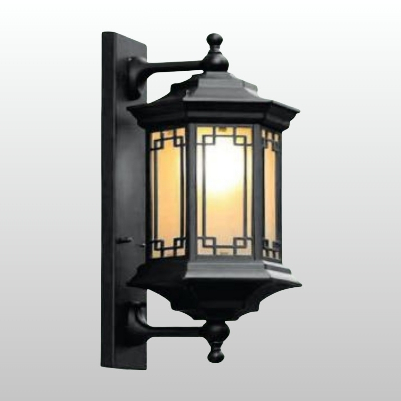 Đ&egrave;n Trang Tr&iacute; Cột Nh&agrave; M&aacute;i Nhật VNT8510