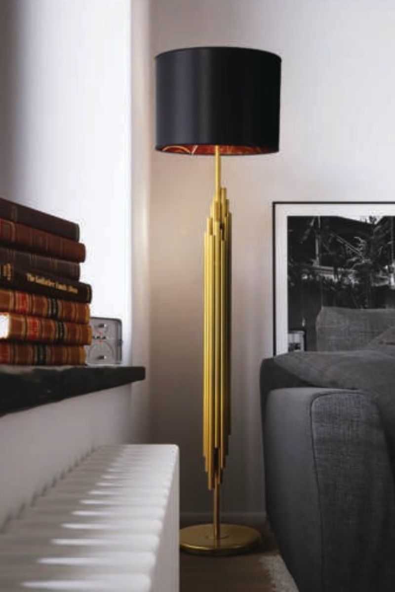 Đèn trang trí đứng hiện đại