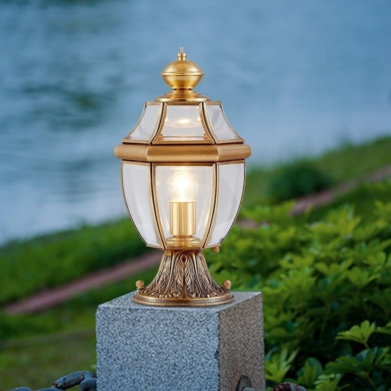 Đèn Trang Trí Cột Cổng Bằng Đồng Phong Cách Victorian