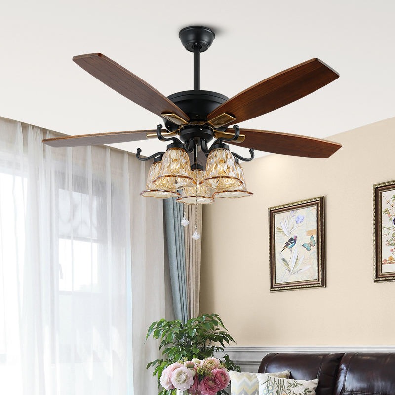 Quạt trần 5 c&aacute;nh c&oacute; đ&egrave;n QT2817