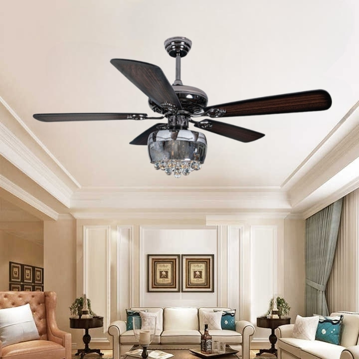 Quạt trần đèn 5 cánh mẫu mới đẹp 2025