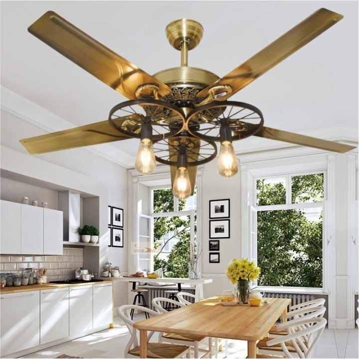 Quạt Trần 5 Cánh Sắt Có Đèn Trang Trí Quán Cafe Retro UDQ9808