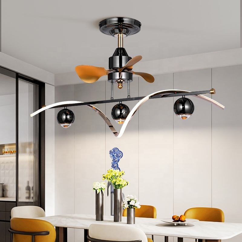 Quạt Trần C&oacute; Đ&egrave;n Trang Tr&iacute; Ph&ograve;ng Ăn Đẹp QT1107