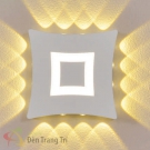 Đèn Ốp Tường LED Ngoài Trời UAK42