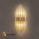 Đèn ốp tường pha lê cao cấp là mẫu đèn trang trí art decor, phù hợp ốp tường cầu thang, hành lang, phòng khách, phòng ngủ.