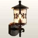 Đèn tường ngoài trời cổ điển VRG0191 phù hợp trang trí mặt tiền nhà, cột cổng và cột sảnh.