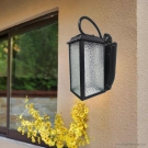 Đèn trang trí vách hành lang ngoài nhà V52 là mẫu đèn trang trí ngoài trời đẹp. Đèn phù hợp trang trí mặt tiền nhà, cột cổng, cột hàng rào.