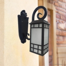 Đèn trang trí vách tường ngoài trời V05 là mẫu đèn trang trí ngoại thất đẹp. Đèn phù hợp trang trí mặt tiền, cột sảnh, cột hiên