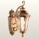 Đèn tường ngoài trời tân cổ điển VRGM90 thân hợp kim sơn vàng đồng, trang trí cột sảnh và mặt tiền biệt thự.