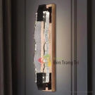Đèn tường pha lê hiện đại V0761 là mẫu đèn trang trí đẹp, phù hợp trang trí tường phòng ngủ, cầu thang, hành lang và phòng khách.