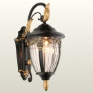 Đèn tường ngoài trời tân cổ điển VRG0206BK là mẫu đèn trang trí mặt tiền nhà đẹp, gắn cột cổng, cột sảnh.