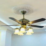 Quạt Trần 5 Cánh Gỗ Có Đèn Chùm KH-QT5213 Ø1040